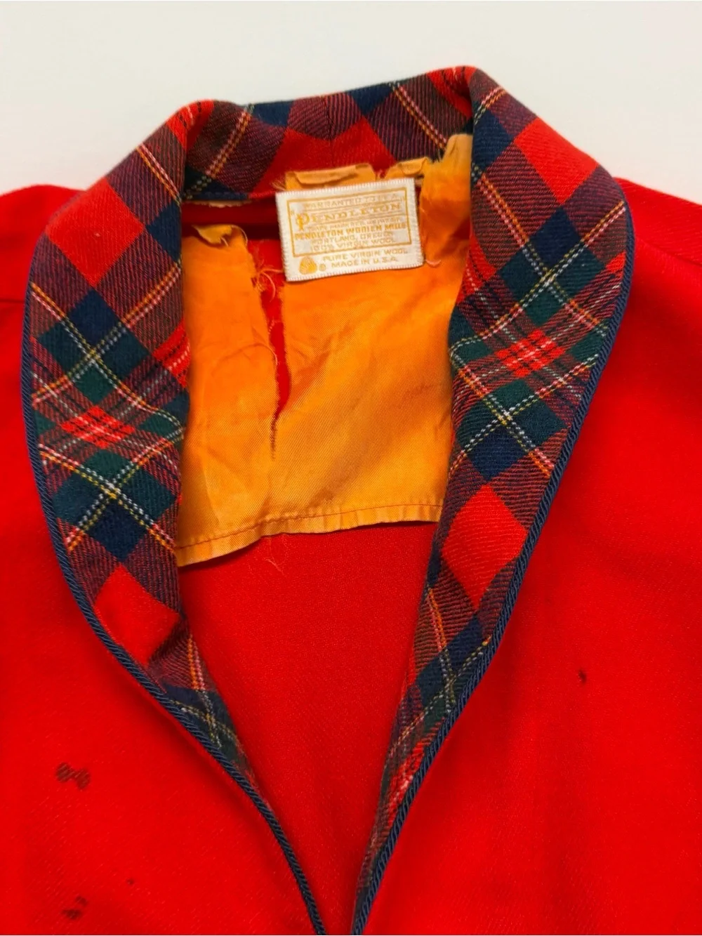 Vintage PENDLETON 100% Pure Virgin Wool Bathrobe Red USA Made Size Medium